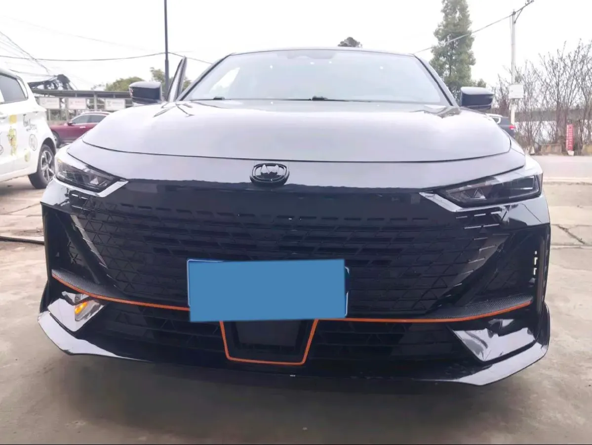 2023 ChangAn UNI-V 1.5T 188HP L4 7DCT,autocango,china used car exporter,china ev exporter,chinese used car exporter,chinese used ev exporter