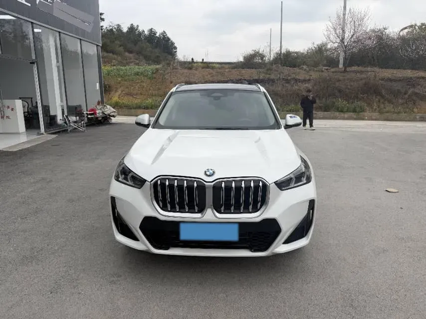 2024 BMW X1 2.0T 204HP L4 7DCT,autocango,china used car exporter,china ev exporter,chinese used car exporter,chinese used ev exporter