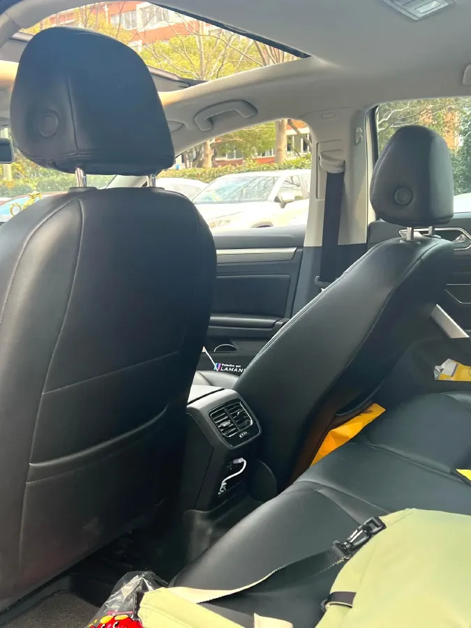 2019 Volkswagen Lamando 1.4T 131HP L4 7DCT,autocango,china used car exporter,china ev exporter,chinese used car exporter,chinese used ev exporter