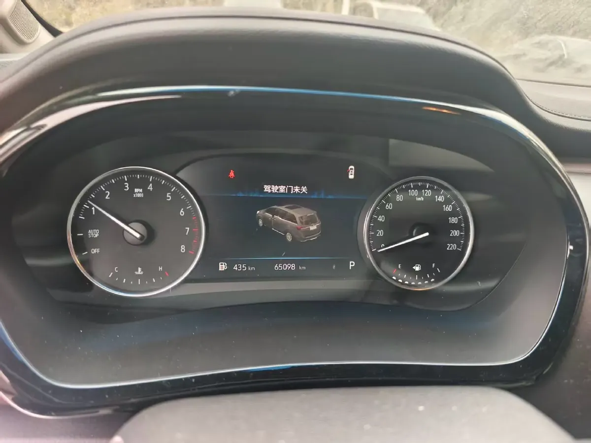 2022 Buick GL8 2.0T 237HP L4 9AT,autocango,china used car exporter,china ev exporter,chinese used car exporter,chinese used ev exporter