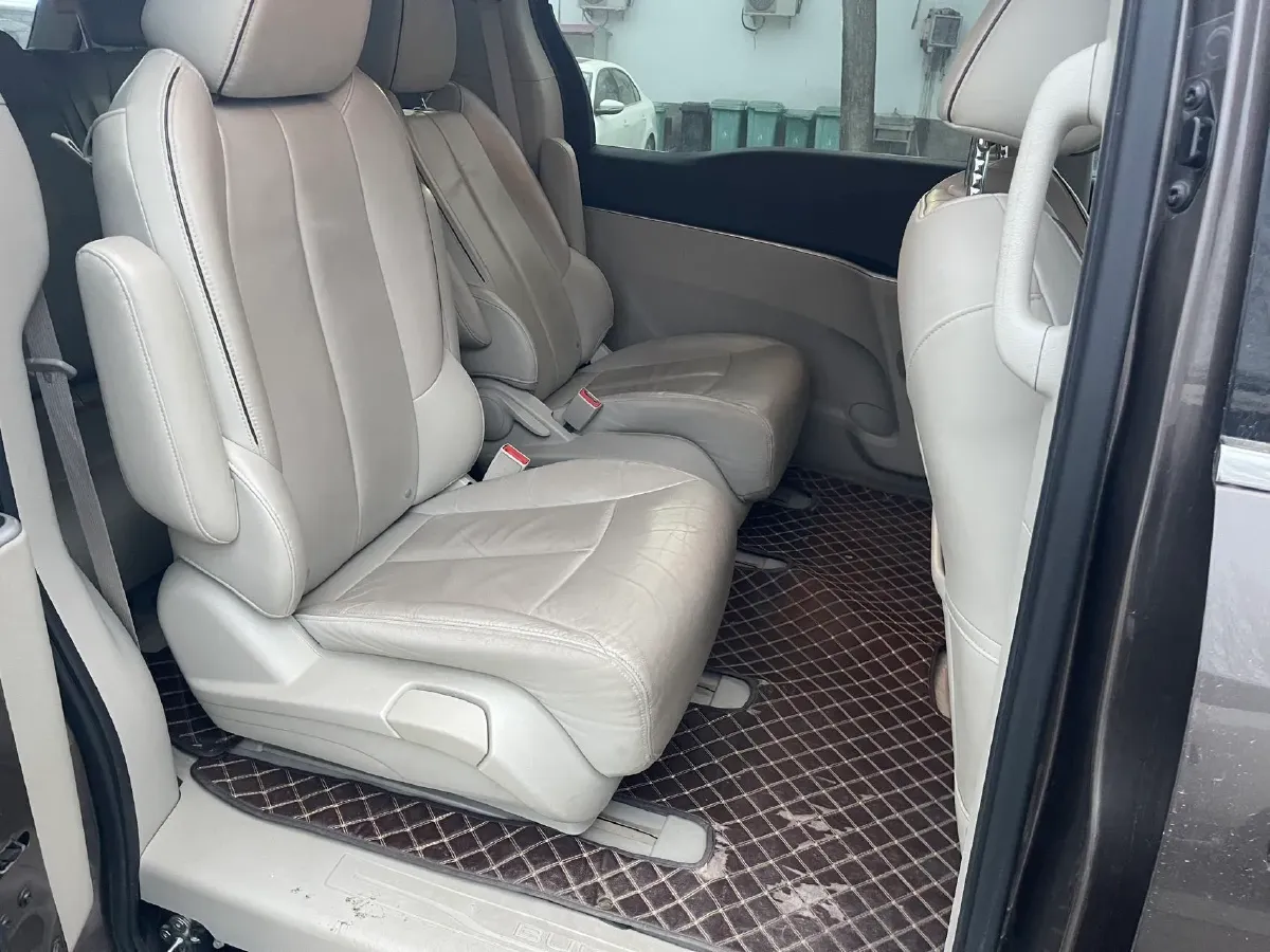 2020 Buick GL8 2.0T 237HP L4 9AT,autocango,china used car exporter,china ev exporter,chinese used car exporter,chinese used ev exporter