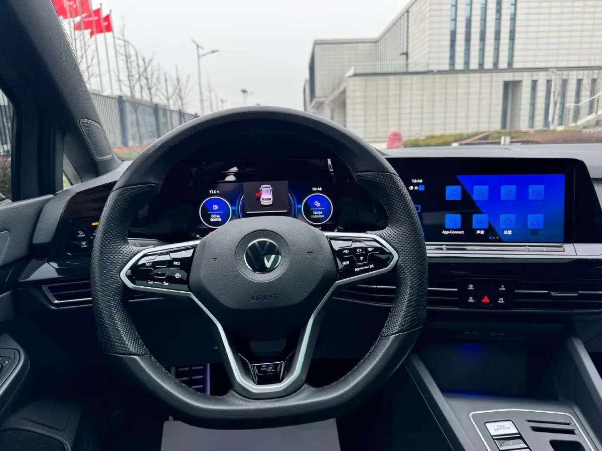 2023 Volkswagen Golf 1.4T 150HP L4 7DCT,autocango,china used car exporter,china ev exporter,chinese used car exporter,chinese used ev exporter