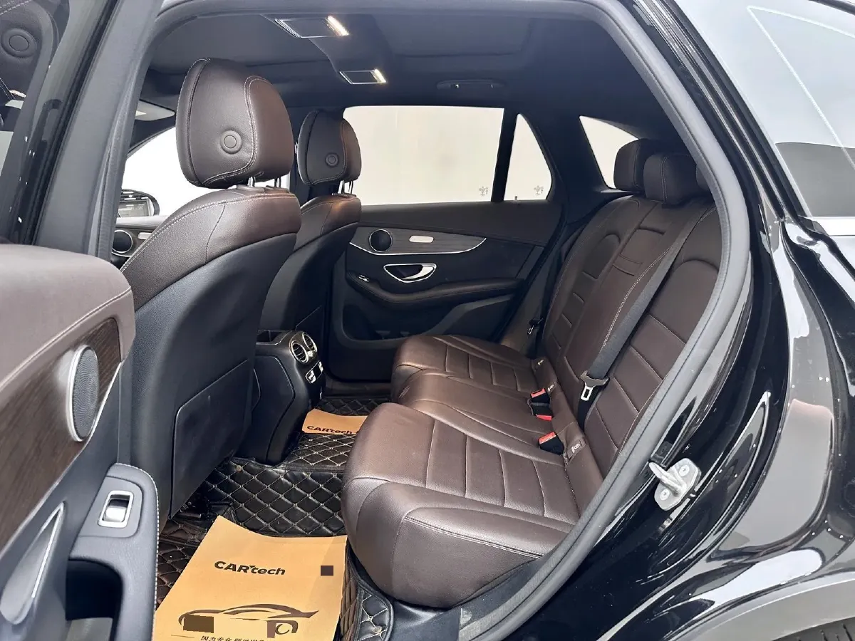 2022 Mercedes-Benz GLC Class 2.0T 258HP L4 9AT,autocango,china used car exporter,china ev exporter,chinese used car exporter,chinese used ev exporter