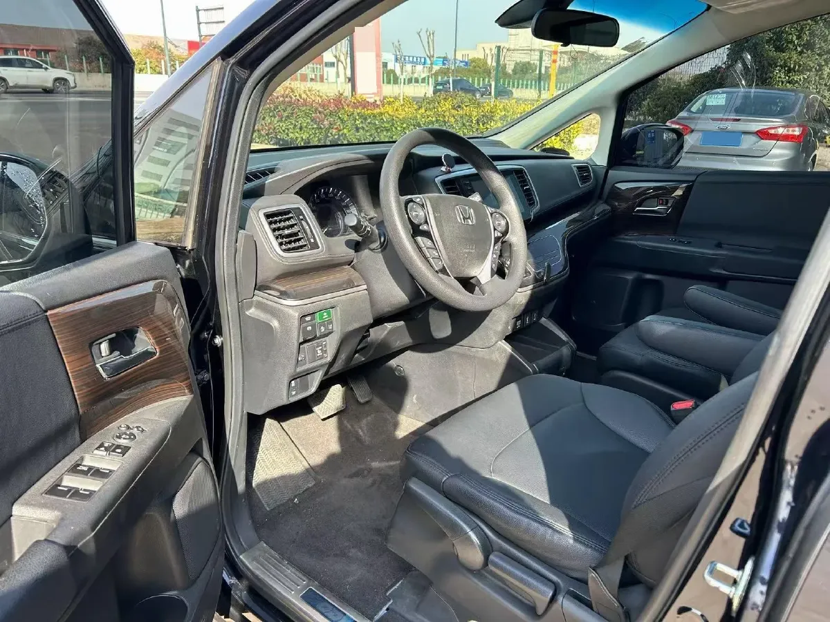 2021 Honda Odyssey 2.0L 146HP L4 E-CVT Hybrid,autocango,china used car exporter,china ev exporter,chinese used car exporter,chinese used ev exporter