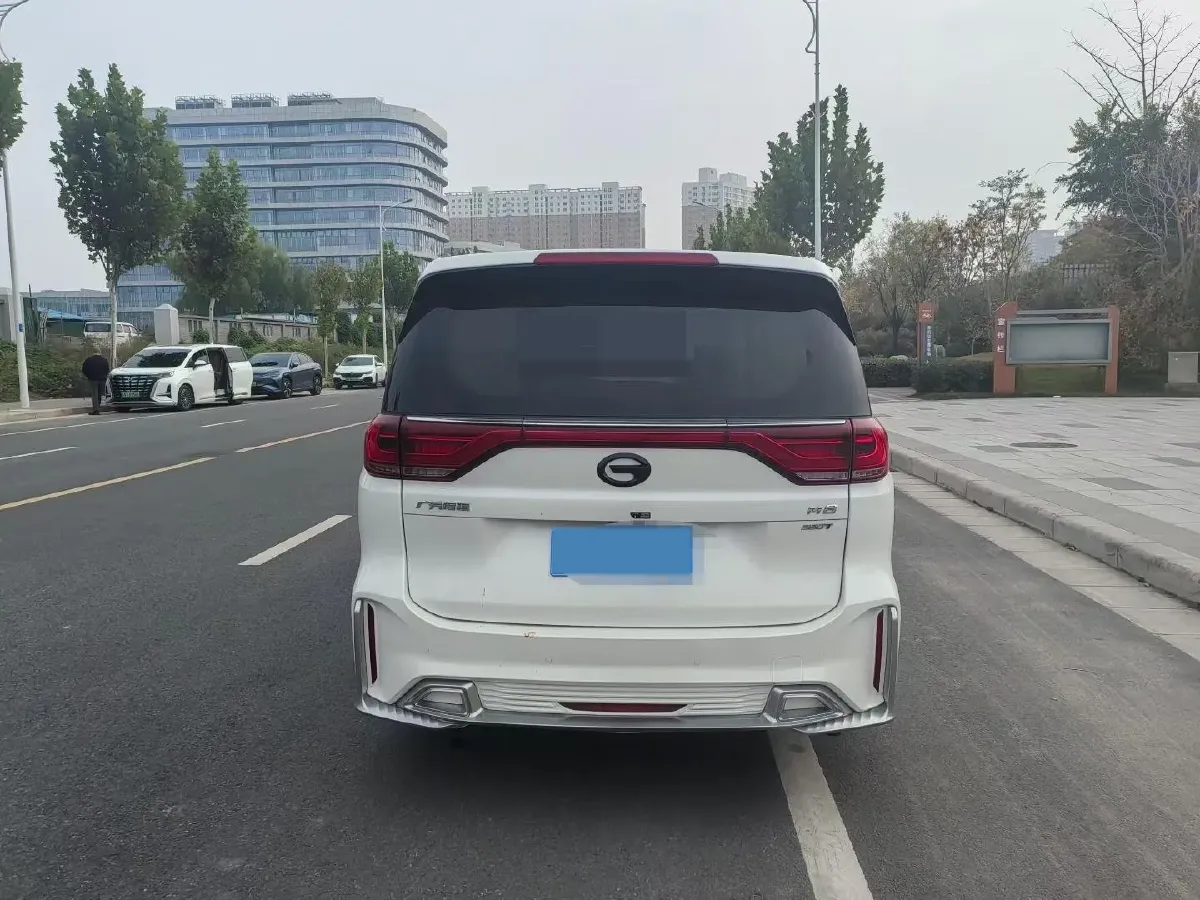 2021 GAC Trumpchi M8 2.0T 252HP L4 8AT,autocango,china used car exporter,china ev exporter,chinese used car exporter,chinese used ev exporter