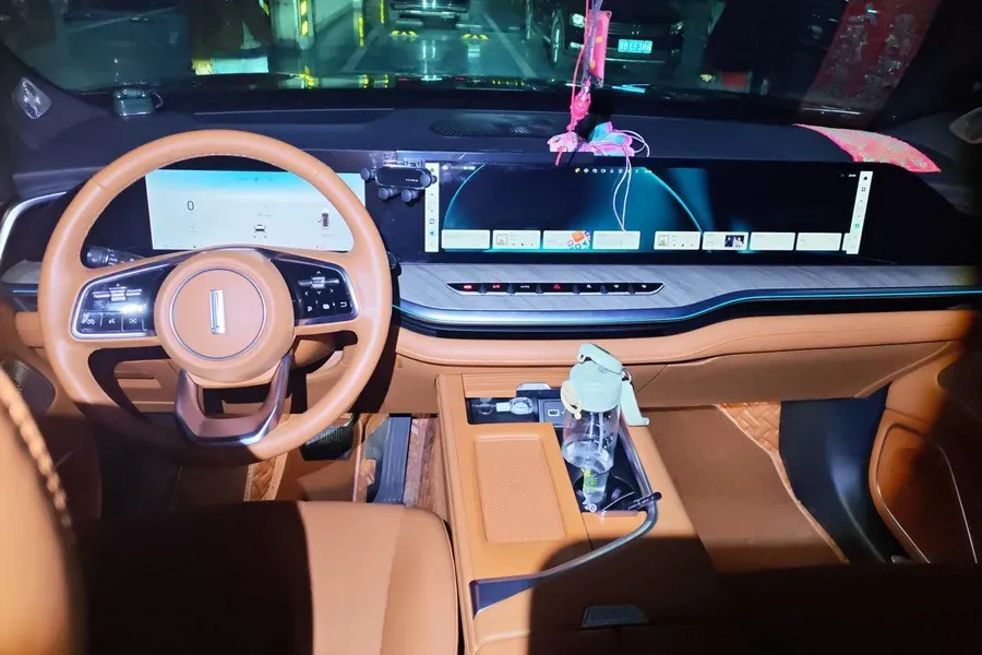 2023 WEY BlueMountain 1.5T 154HP L4 2DHT PHEV 44.5KWH,autocango,china used car exporter,china ev exporter,chinese used car exporter,chinese used ev exporter