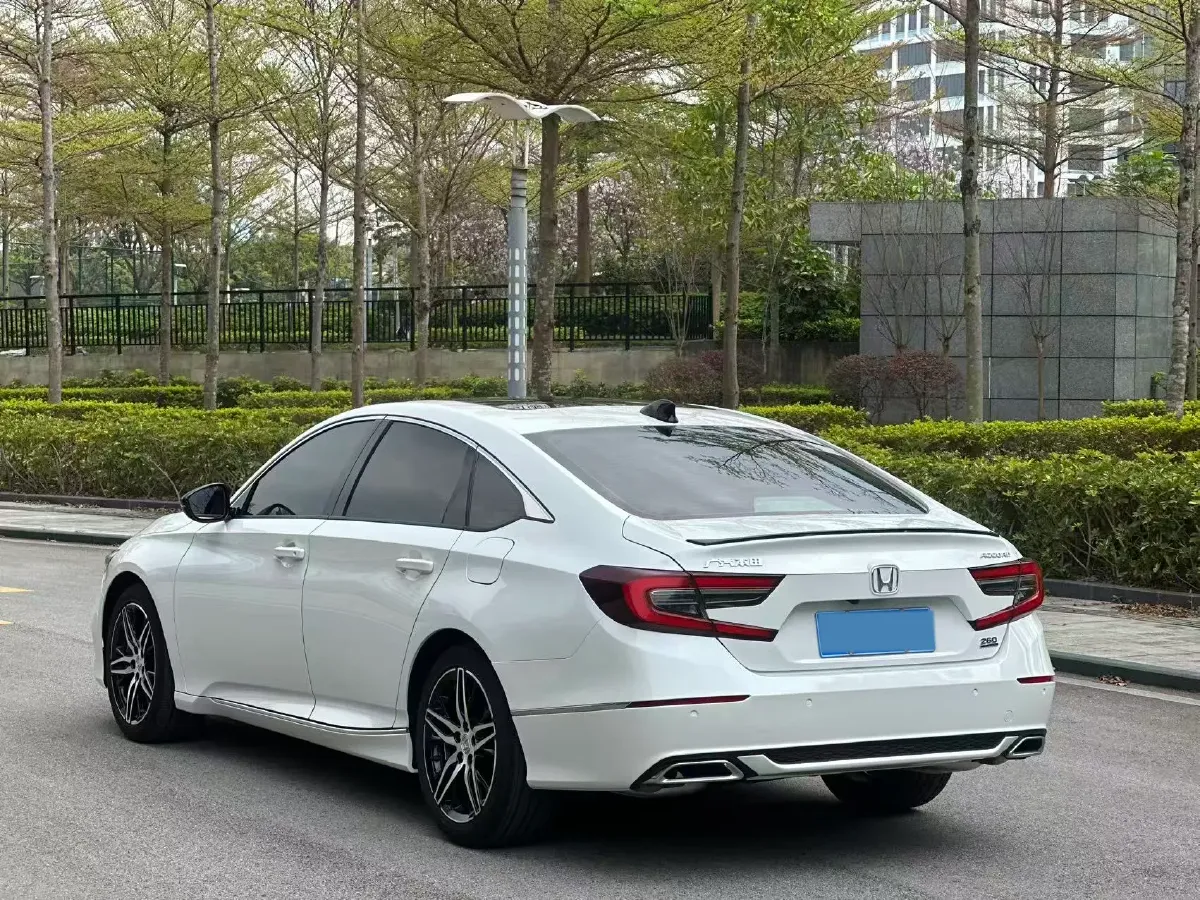 2022 Honda Accord 1.5T 194HP L4 CVT,autocango,china used car exporter,china ev exporter,chinese used car exporter,chinese used ev exporter