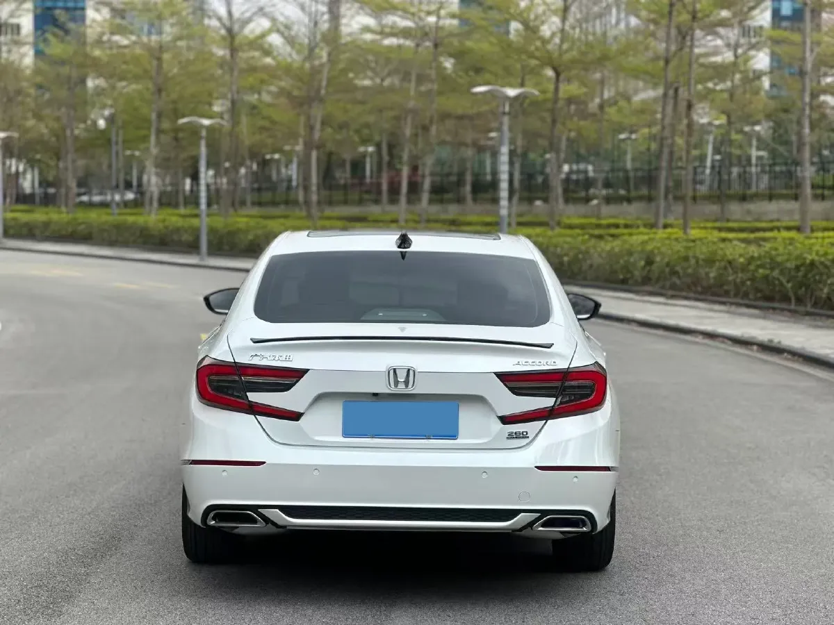 2022 Honda Accord 1.5T 194HP L4 CVT,autocango,china used car exporter,china ev exporter,chinese used car exporter,chinese used ev exporter