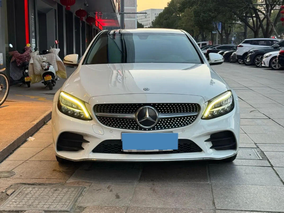 2021 Mercedes-Benz C Class 1.5T 184HP L4 9AT,autocango,china used car exporter,china ev exporter,chinese used car exporter,chinese used ev exporter