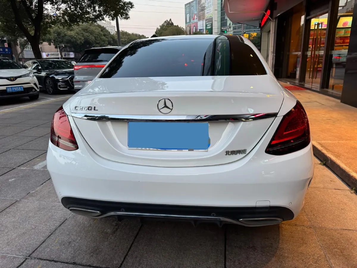 2021 Mercedes-Benz C Class 1.5T 184HP L4 9AT,autocango,china used car exporter,china ev exporter,chinese used car exporter,chinese used ev exporter