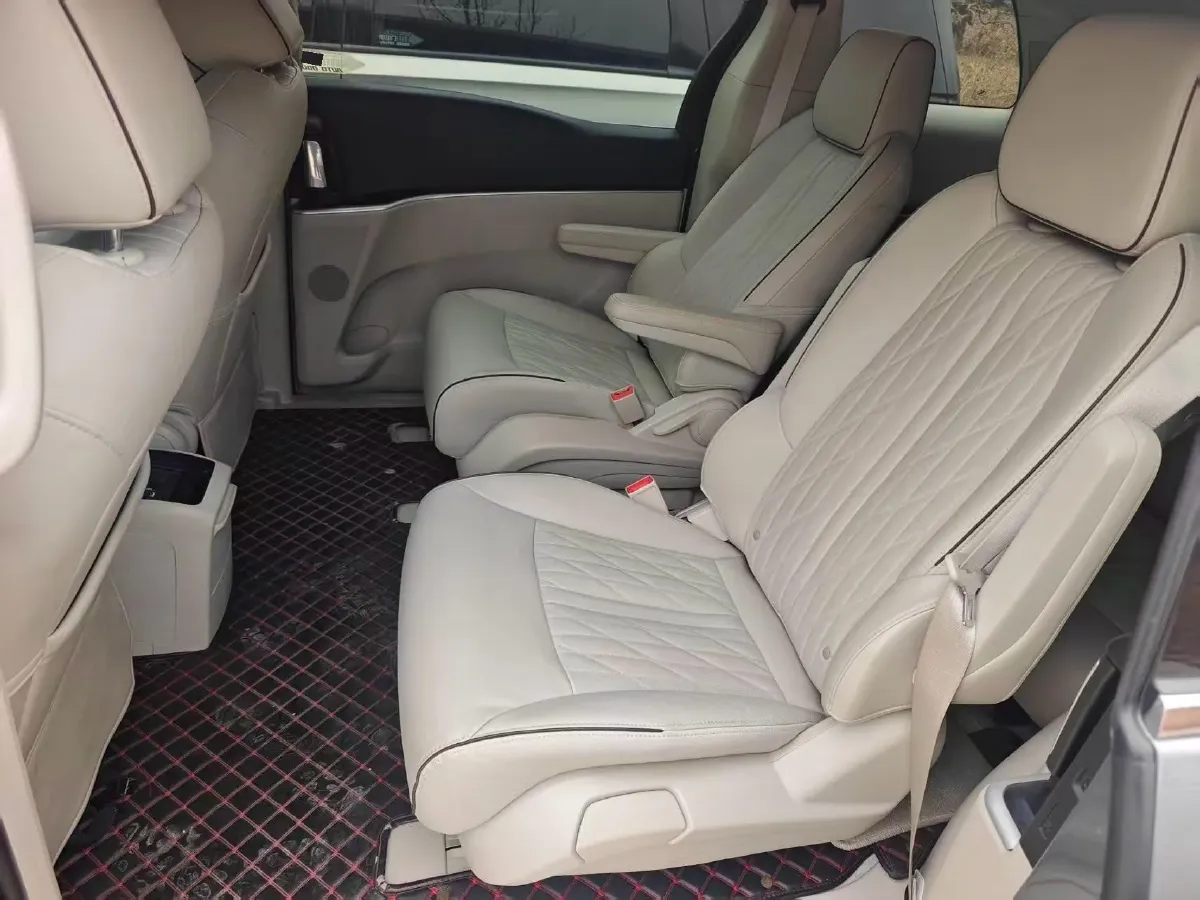 2022 Buick GL8 2.0T 237HP L4 9AT,autocango,china used car exporter,china ev exporter,chinese used car exporter,chinese used ev exporter