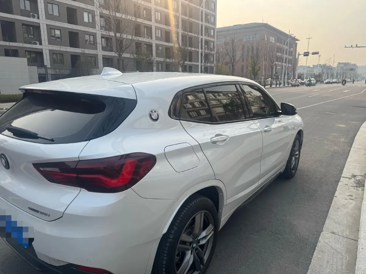 2023 BMW X2 2.0T 178HP L4 7DCT,autocango,china used car exporter,china ev exporter,chinese used car exporter,chinese used ev exporter