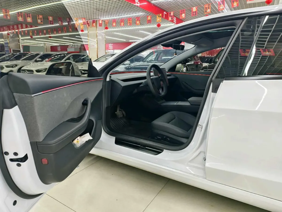 2025 Tesla Model 3 BEV,autocango,china used car exporter,china ev exporter,chinese used car exporter,chinese used ev exporter