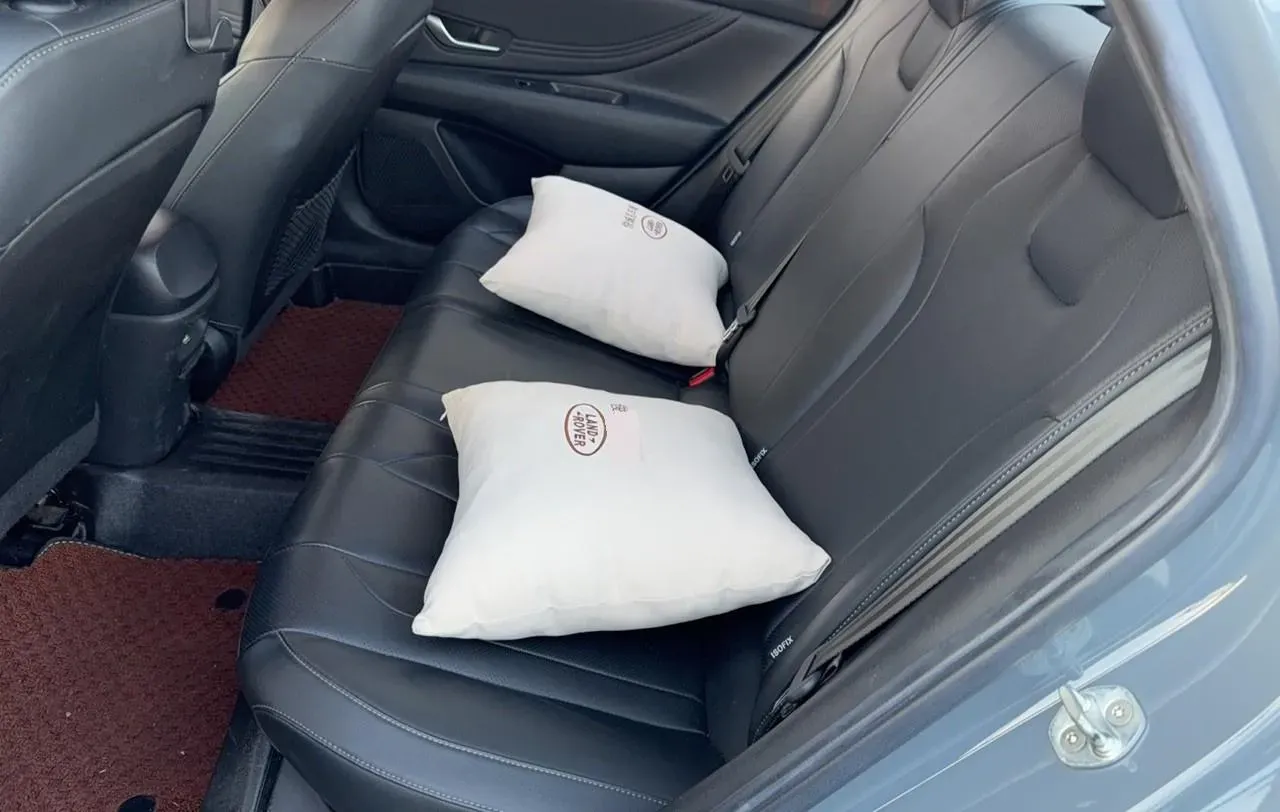 2021 Hyundai Elantra 1.5L 115HP L4 CVT,autocango,china used car exporter,china ev exporter,chinese used car exporter,chinese used ev exporter