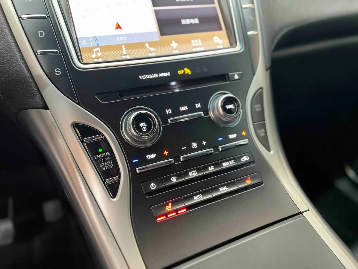 2018 Lincoln MKX 2.0T 253HP L4 6AT,autocango,china used car exporter,china ev exporter,chinese used car exporter,chinese used ev exporter