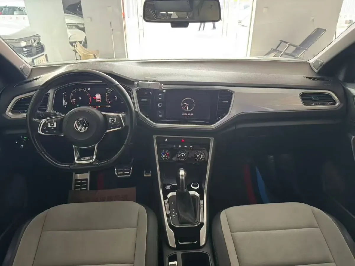 2020 Volkswagen T-Roc 1.4T 150HP L4 7DCT,autocango,china used car exporter,china ev exporter,chinese used car exporter,chinese used ev exporter