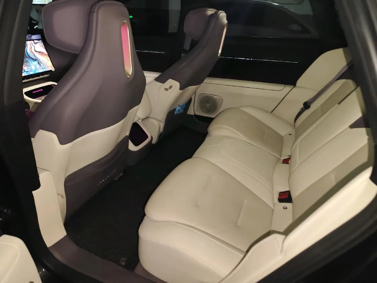 2025 Avatr 12 BEV 94.53KWH,autocango,china used car exporter,china ev exporter,chinese used car exporter,chinese used ev exporter