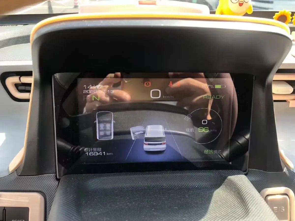 2022 WuLing HongGuang MINI EV BEV 9KWH,autocango,china used car exporter,china ev exporter,chinese used car exporter,chinese used ev exporter