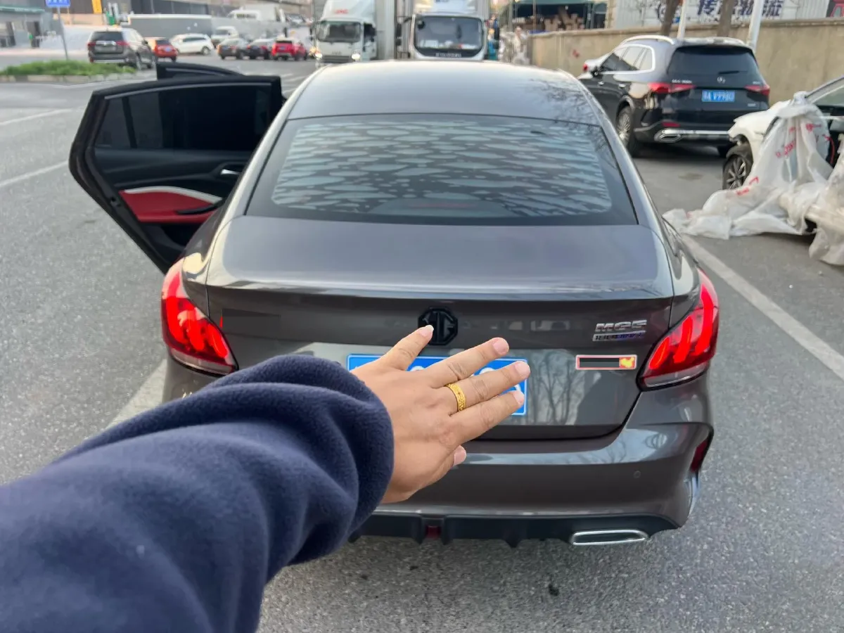 2023 MG 5 1.5L 129HP L4 CVT,autocango,china used car exporter,china ev exporter,chinese used car exporter,chinese used ev exporter