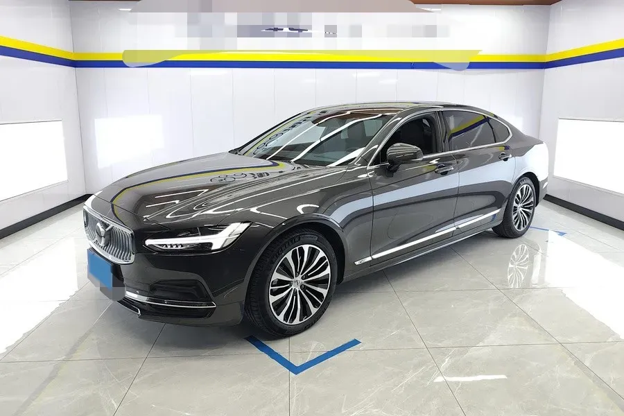 2024 Volvo S90 2.0T 250HP L4 8AT,autocango,china used car exporter,china ev exporter,chinese used car exporter,chinese used ev exporter