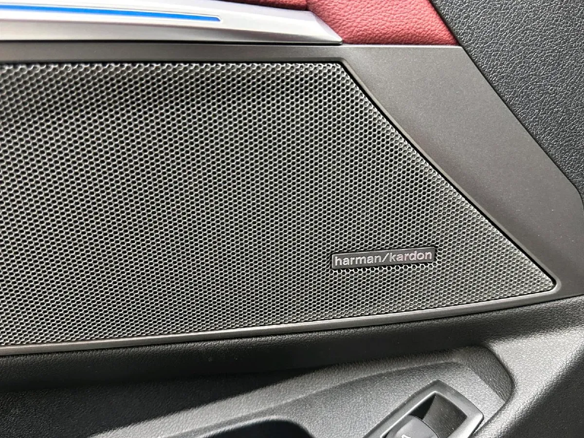 2025 BMW 3 Series 2.0T 245HP L4 8AT,autocango,china used car exporter,china ev exporter,chinese used car exporter,chinese used ev exporter