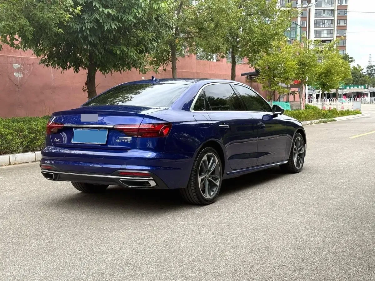 2020 Audi A4L 2.0T 190HP L4 7DCT,autocango,china used car exporter,china ev exporter,chinese used car exporter,chinese used ev exporter