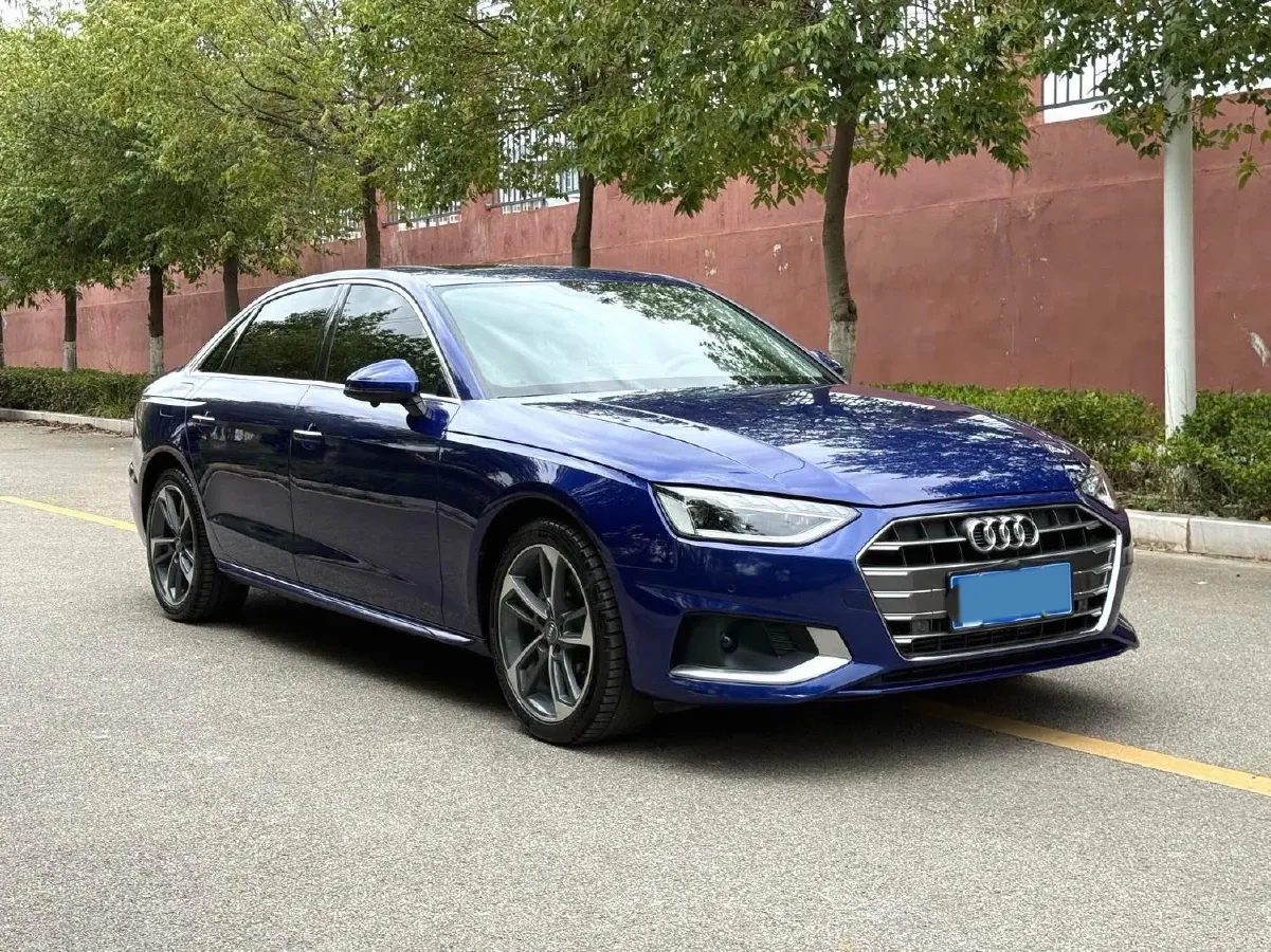 2020 Audi A4L 2.0T 190HP L4 7DCT,autocango,china used car exporter,china ev exporter,chinese used car exporter,chinese used ev exporter