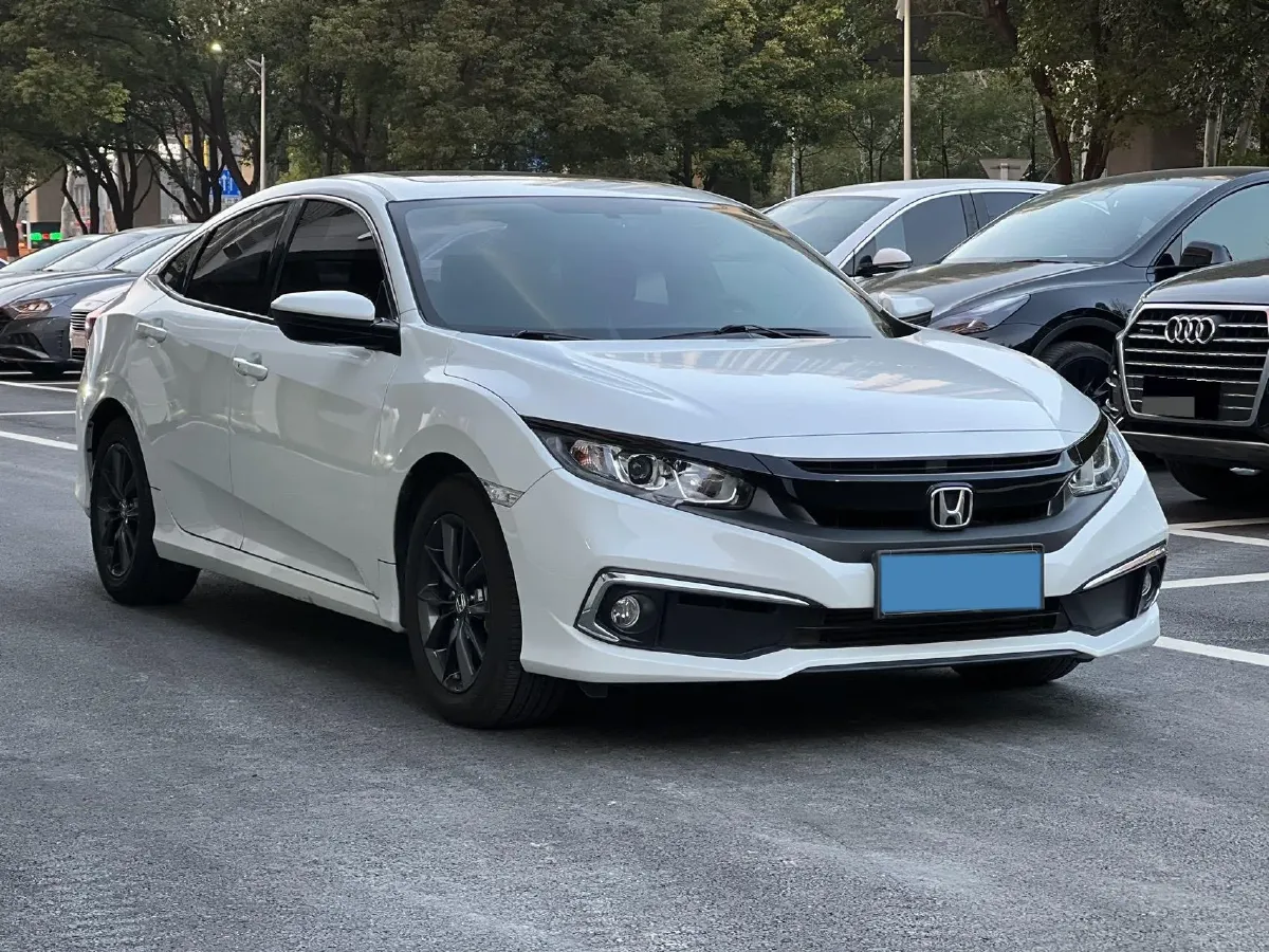 2019 Honda Civic 1.5T 177HP L4 CVT,autocango,china used car exporter,china ev exporter,chinese used car exporter,chinese used ev exporter