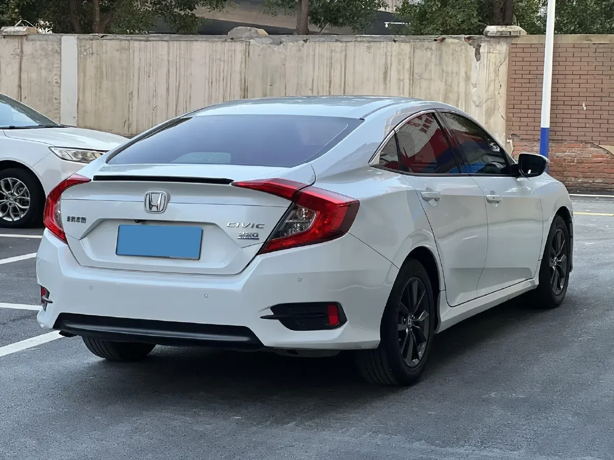 2019 Honda Civic 1.5T 177HP L4 CVT,autocango,china used car exporter,china ev exporter,chinese used car exporter,chinese used ev exporter