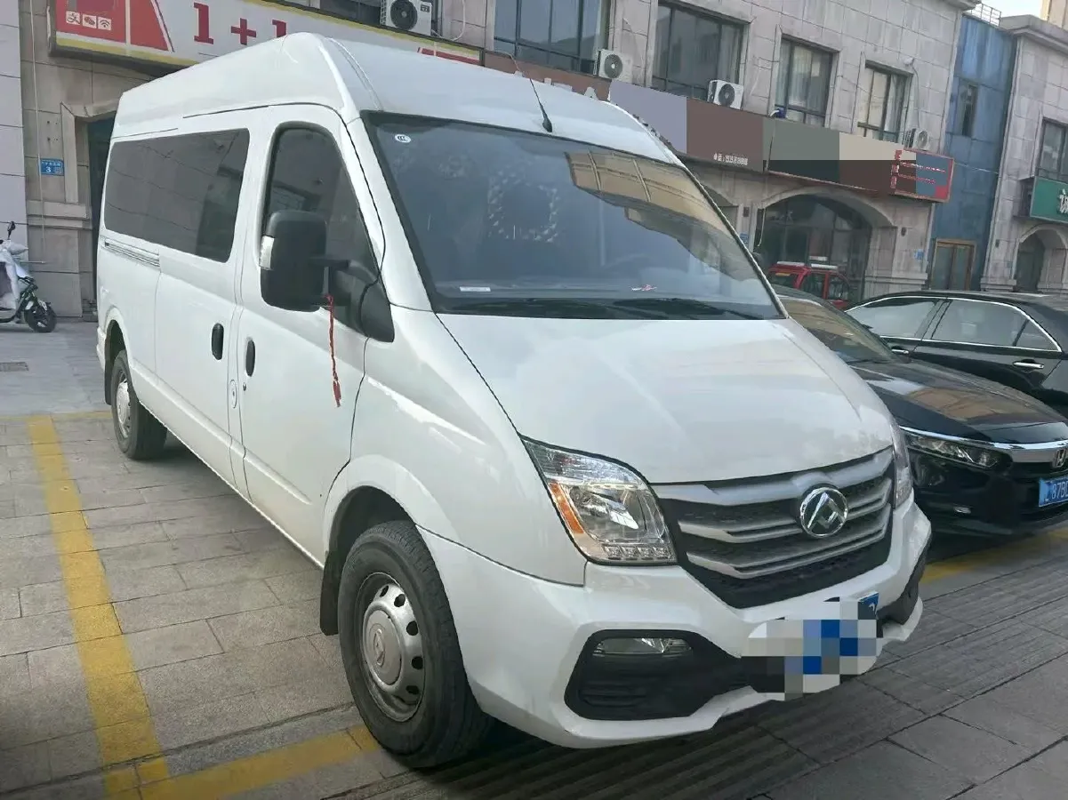 2024 MAXUS XinTu V80 2.0T 147HP L4 6MT,autocango,china used car exporter,china ev exporter,chinese used car exporter,chinese used ev exporter