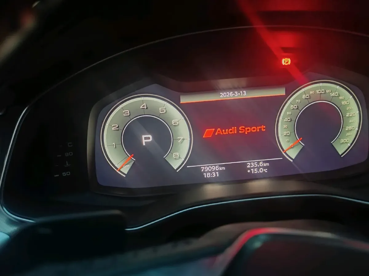 2020 Audi A6L 2.0T 190HP L4 7DCT,autocango,china used car exporter,china ev exporter,chinese used car exporter,chinese used ev exporter