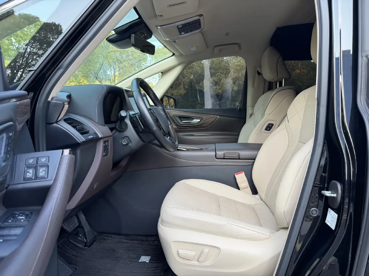 2024 Toyota Alphard 2.5L 190HP L4 E-CVT Hybrid,autocango,china used car exporter,china ev exporter,chinese used car exporter,chinese used ev exporter