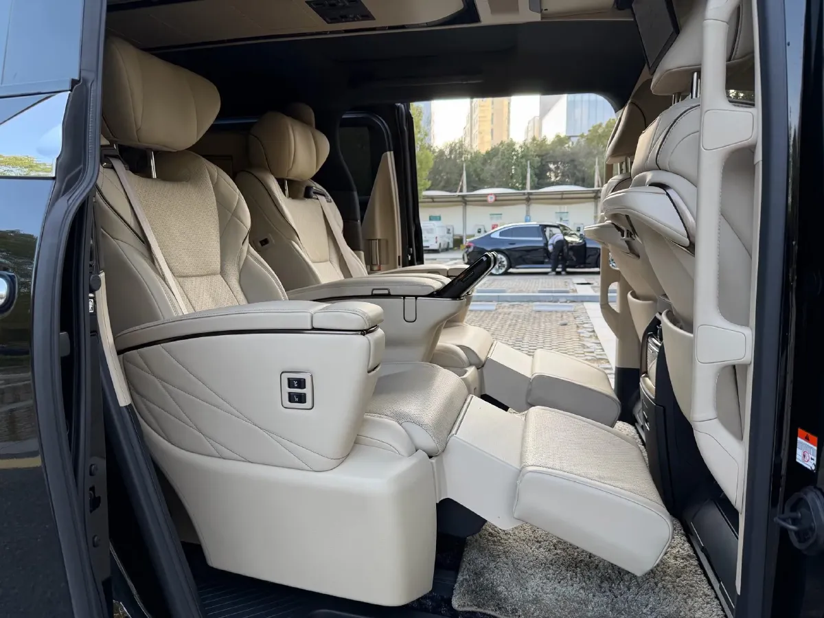 2024 Toyota Alphard 2.5L 190HP L4 E-CVT Hybrid,autocango,china used car exporter,china ev exporter,chinese used car exporter,chinese used ev exporter