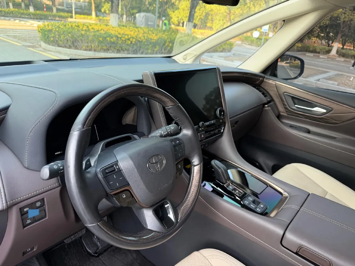 2024 Toyota Alphard 2.5L 190HP L4 E-CVT Hybrid,autocango,china used car exporter,china ev exporter,chinese used car exporter,chinese used ev exporter