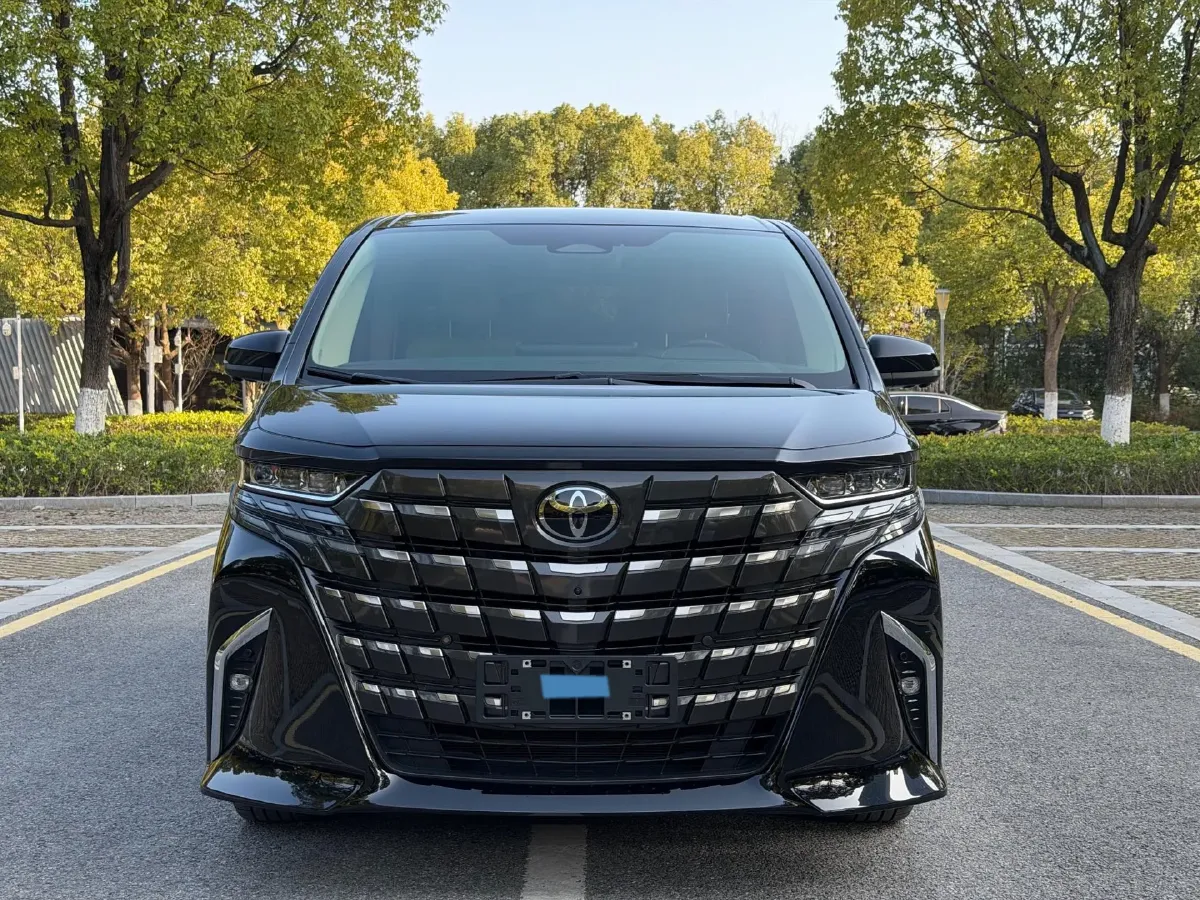 2024 Toyota Alphard 2.5L 190HP L4 E-CVT Hybrid,autocango,china used car exporter,china ev exporter,chinese used car exporter,chinese used ev exporter