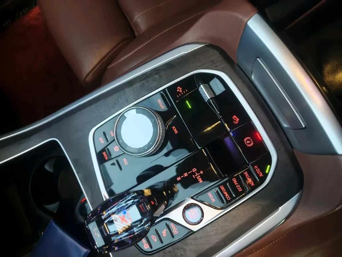 2021 BMW X5 3.0T 340HP L6 8AT,autocango,china used car exporter,china ev exporter,chinese used car exporter,chinese used ev exporter