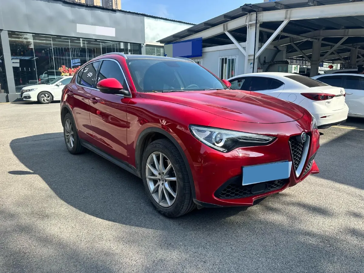 2017 Jaguar XE 2.0T 240HP L4 8AT,autocango,china used car exporter,china ev exporter,chinese used car exporter,chinese used ev exporter