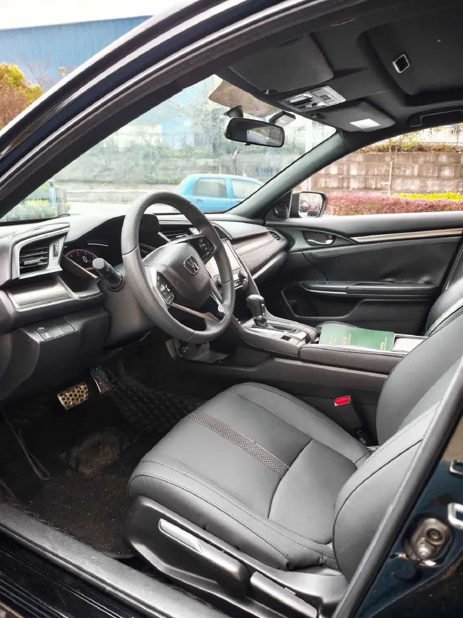 2021 Honda Civic 1.5T 177HP L4 CVT,autocango,china used car exporter,china ev exporter,chinese used car exporter,chinese used ev exporter