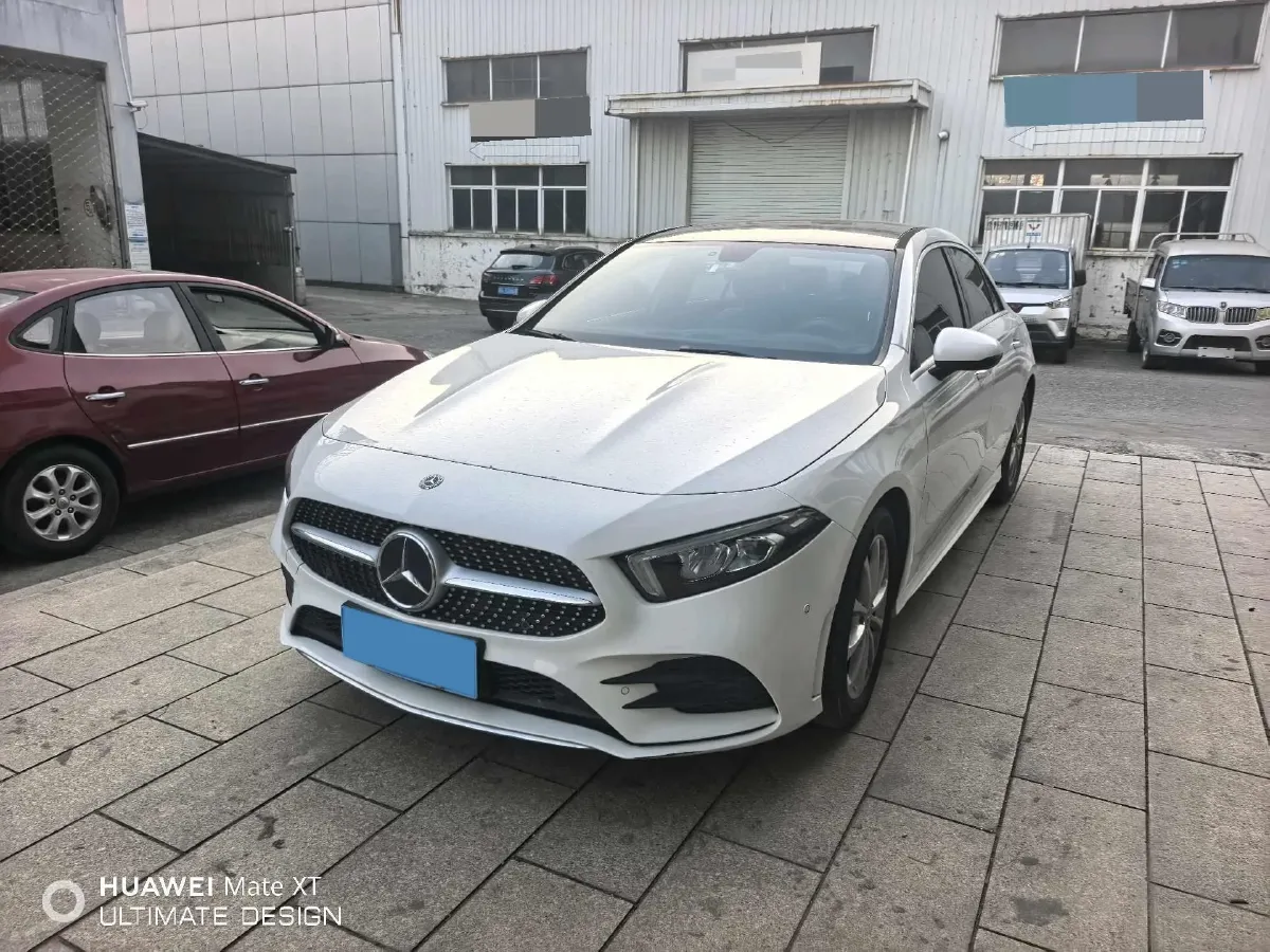 2020 Mercedes-Benz A Class 1.3T 163HP L4 7DCT,autocango,china used car exporter,china ev exporter,chinese used car exporter,chinese used ev exporter