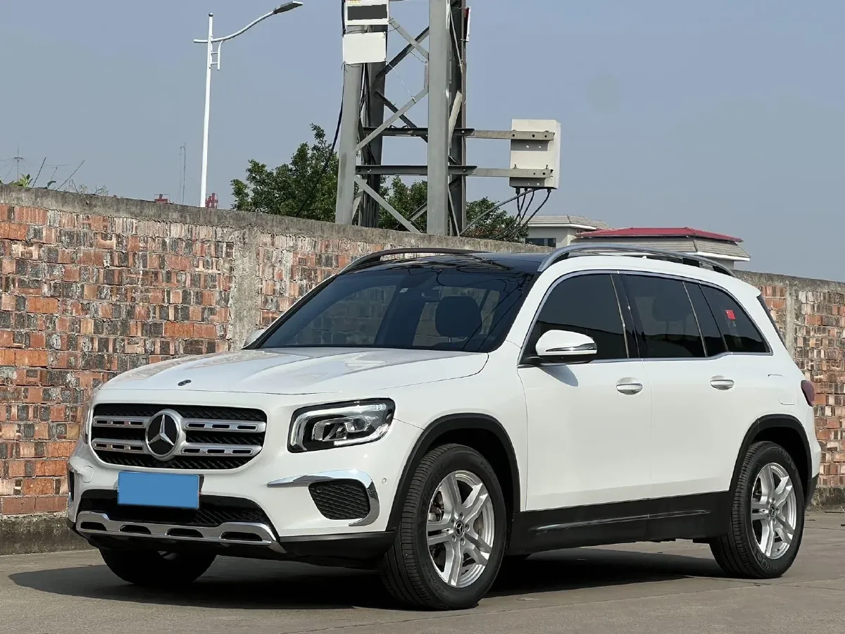 2020 Mercedes-Benz GLB Class 1.3T 163HP L4 7DCT,autocango,china used car exporter,china ev exporter,chinese used car exporter,chinese used ev exporter