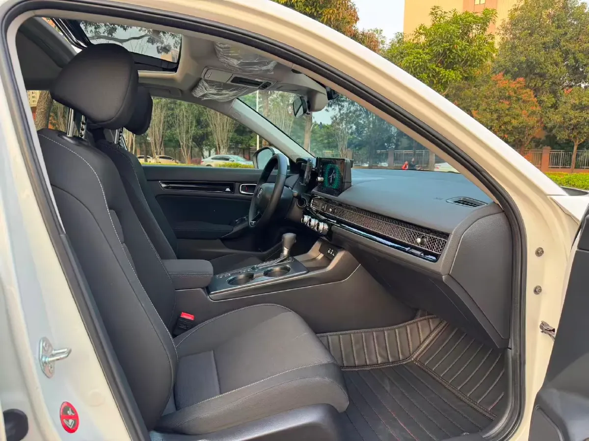 2023 Honda Civic 1.5T 182HP L4 CVT,autocango,china used car exporter,china ev exporter,chinese used car exporter,chinese used ev exporter