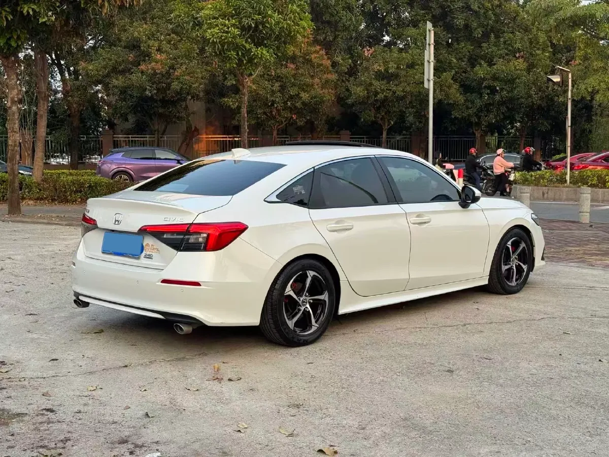 2023 Honda Civic 1.5T 182HP L4 CVT,autocango,china used car exporter,china ev exporter,chinese used car exporter,chinese used ev exporter
