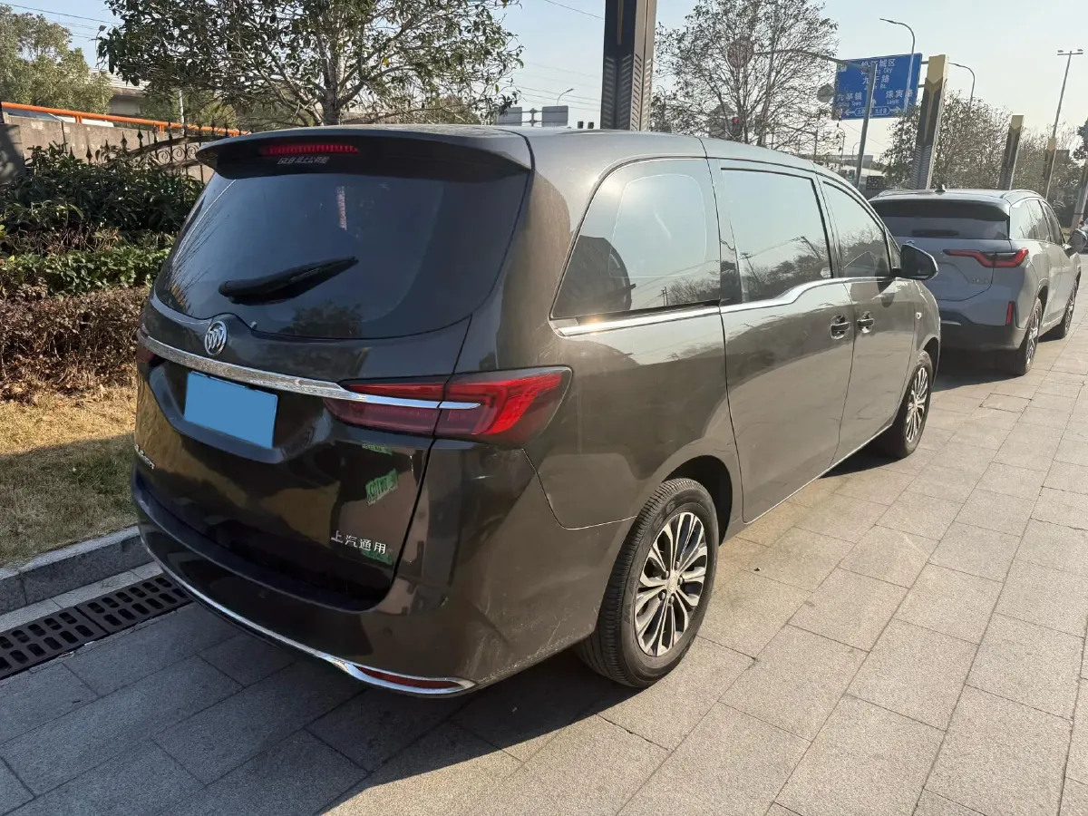 2021 Buick GL8 2.0T 237HP L4 9AT,autocango,china used car exporter,china ev exporter,chinese used car exporter,chinese used ev exporter