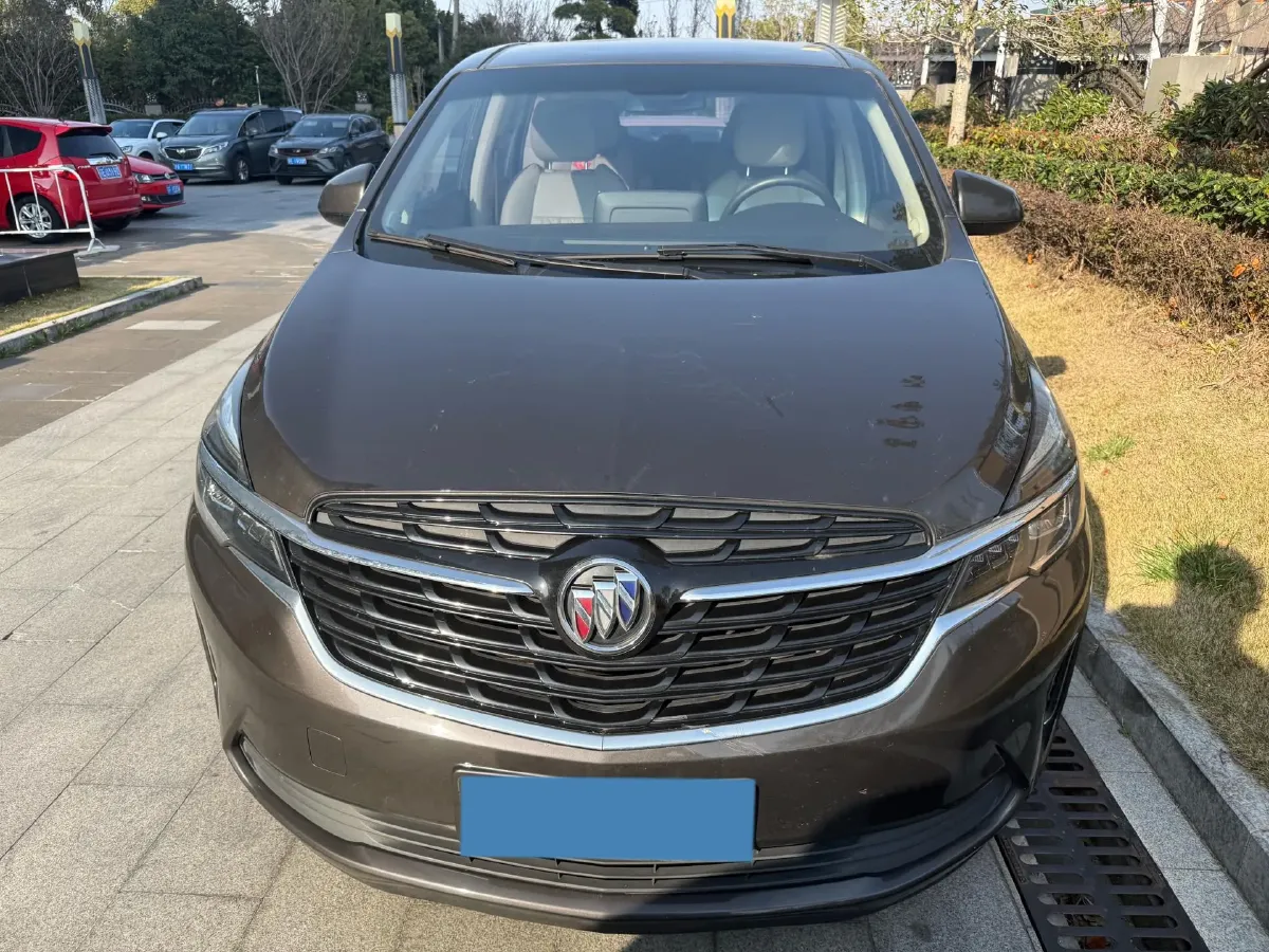2021 Buick GL8 2.0T 237HP L4 9AT,autocango,china used car exporter,china ev exporter,chinese used car exporter,chinese used ev exporter