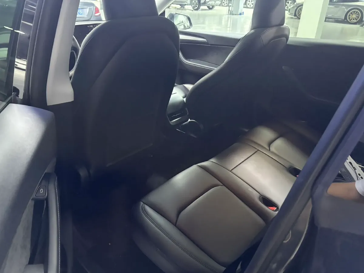 2024 Iveco OuSheng BEV 77.28KWH,autocango,china used car exporter,china ev exporter,chinese used car exporter,chinese used ev exporter