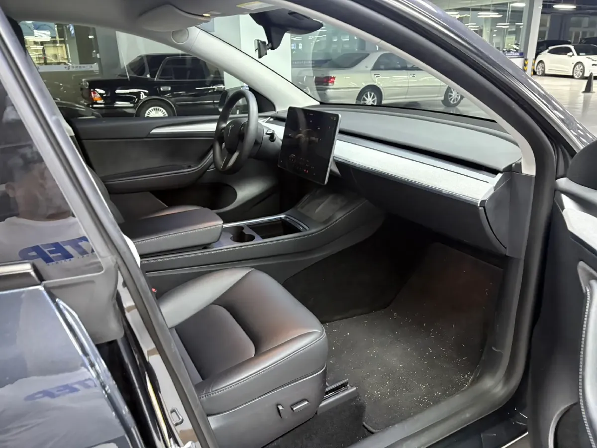 2024 Iveco OuSheng BEV 77.28KWH,autocango,china used car exporter,china ev exporter,chinese used car exporter,chinese used ev exporter