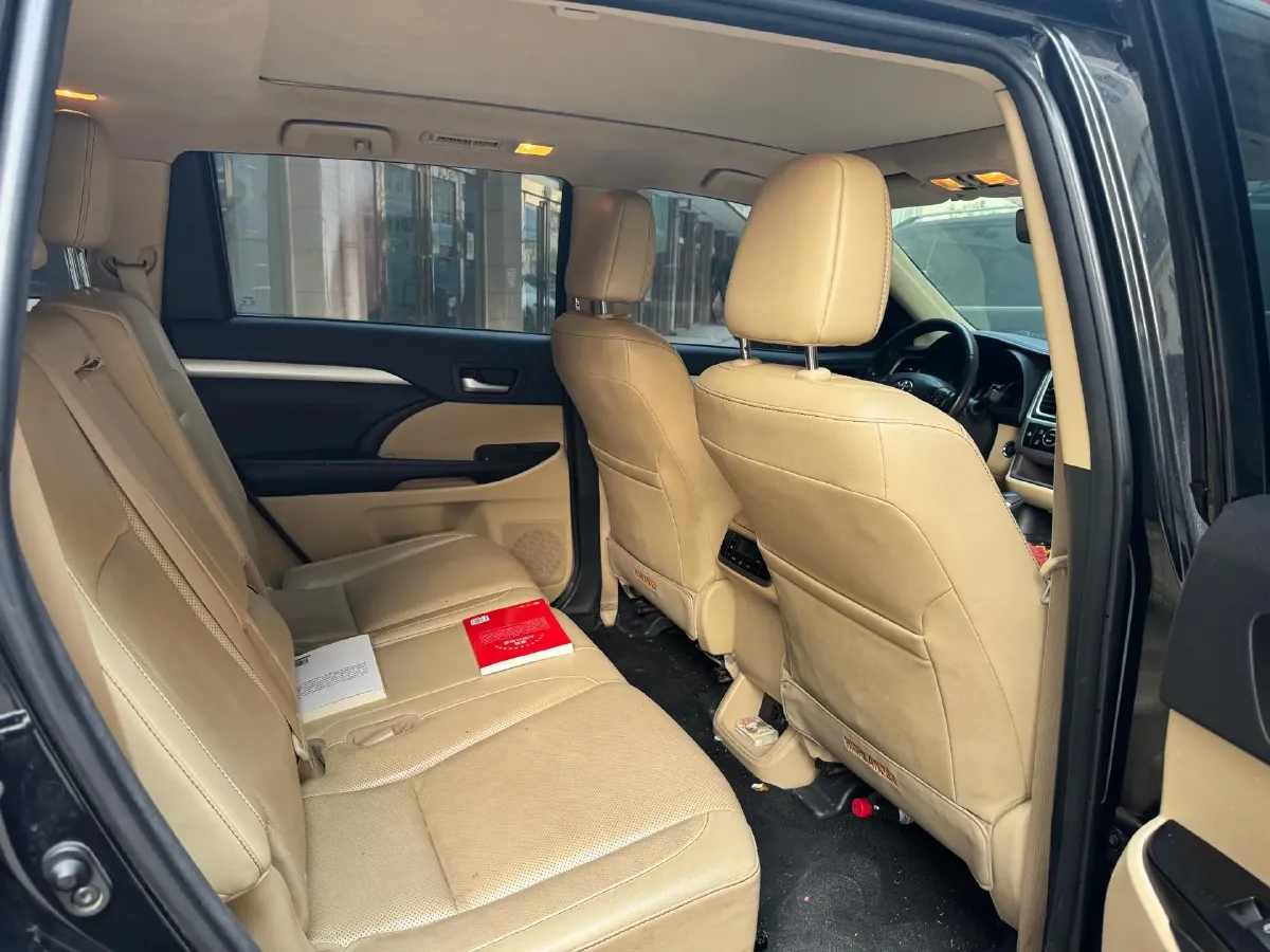 2018 Toyota Highlander 2.0T 220HP L4 6AT,autocango,china used car exporter,china ev exporter,chinese used car exporter,chinese used ev exporter