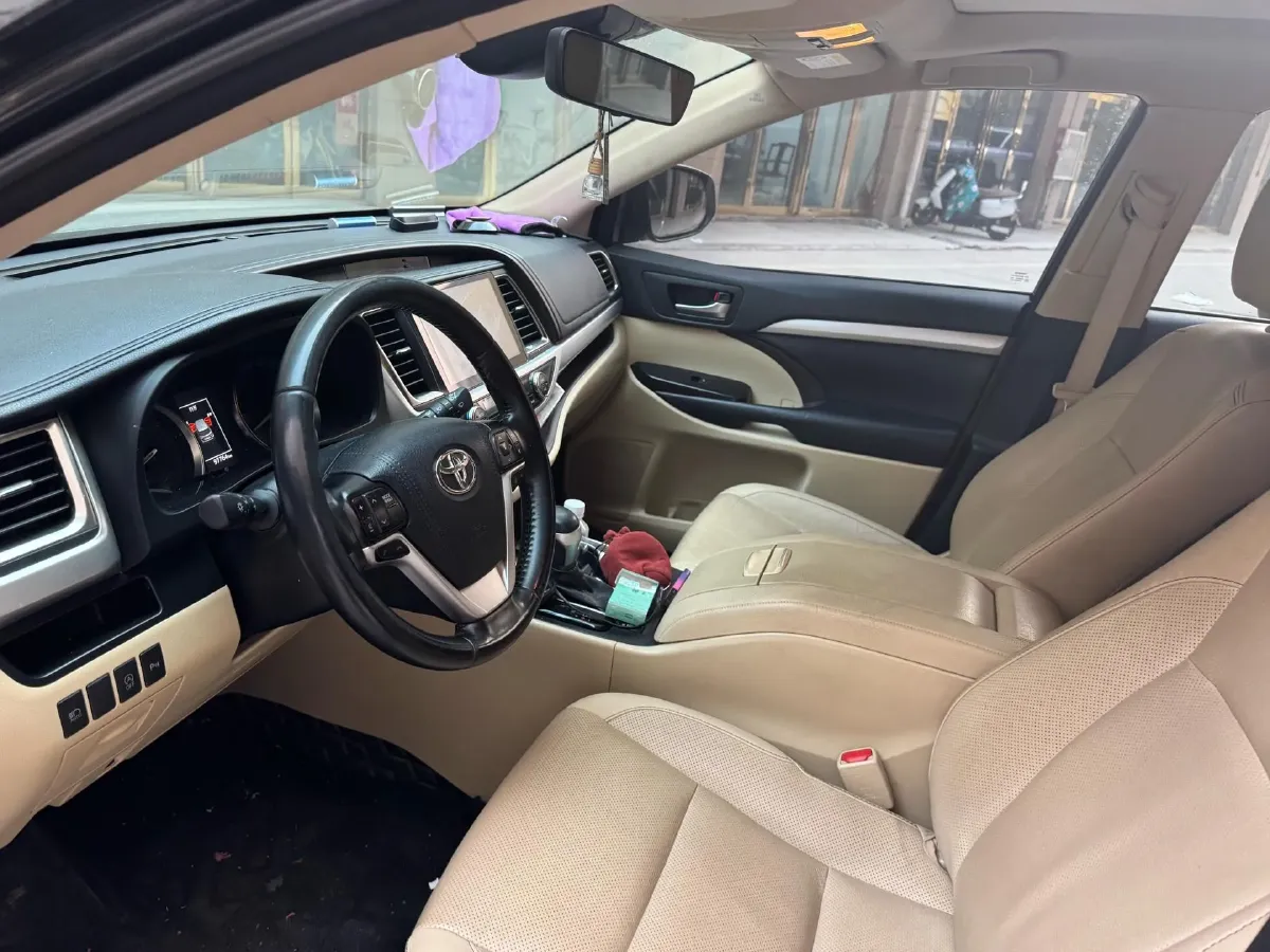 2018 Toyota Highlander 2.0T 220HP L4 6AT,autocango,china used car exporter,china ev exporter,chinese used car exporter,chinese used ev exporter