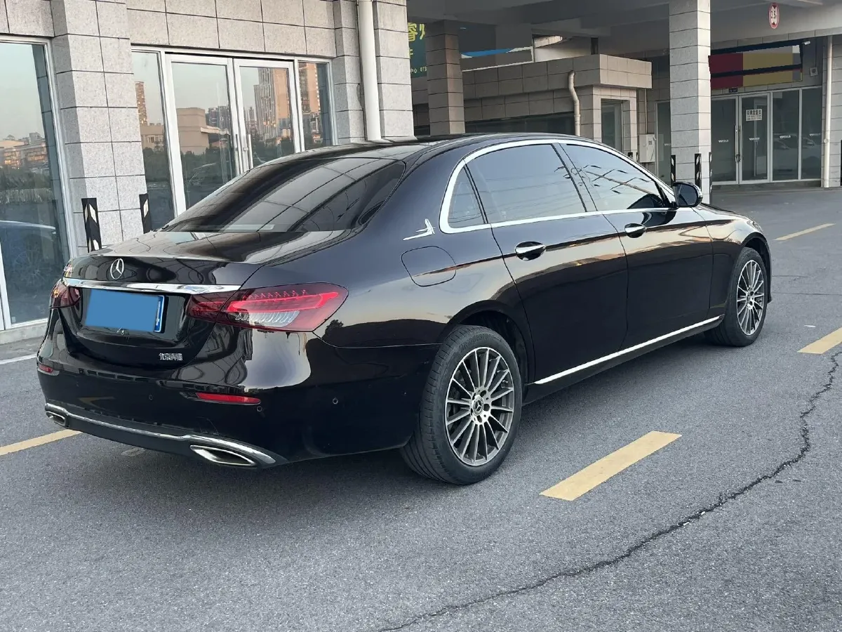 2021 Mercedes-Benz E Class 2.0T 197HP L4 9AT,autocango,china used car exporter,china ev exporter,chinese used car exporter,chinese used ev exporter