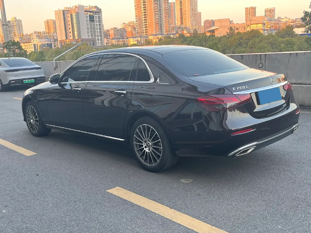 2021 Mercedes-Benz E Class 2.0T 197HP L4 9AT,autocango,china used car exporter,china ev exporter,chinese used car exporter,chinese used ev exporter